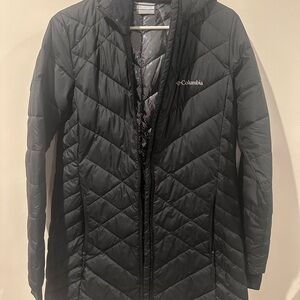 Columbia Women's Black Puffer Coat